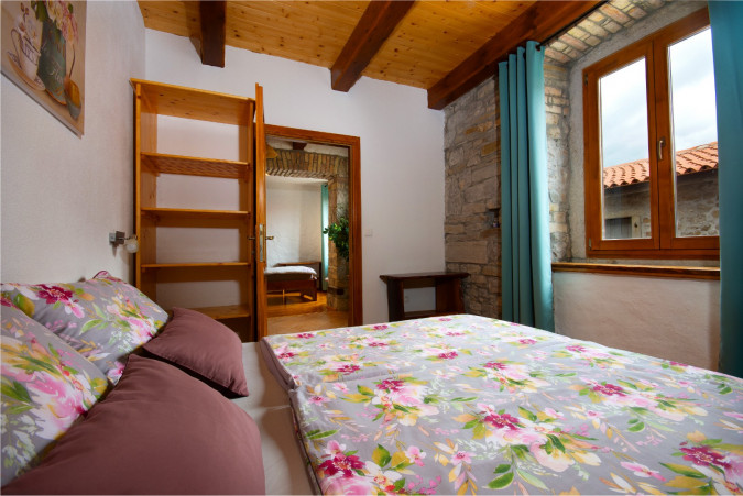 Apartment with fireplace and balcony, Apartments Roža, Roč - Istria, Croatia CROATIA
